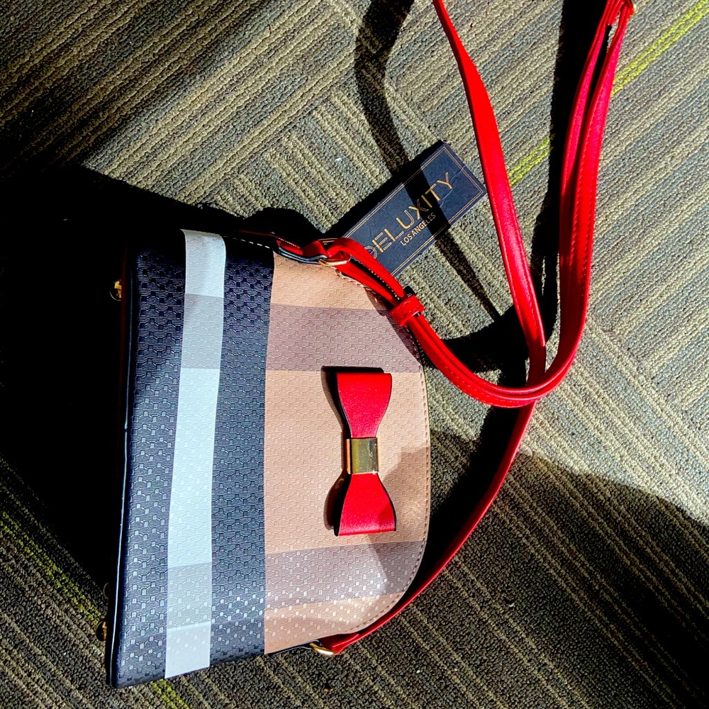 Small new crossbody